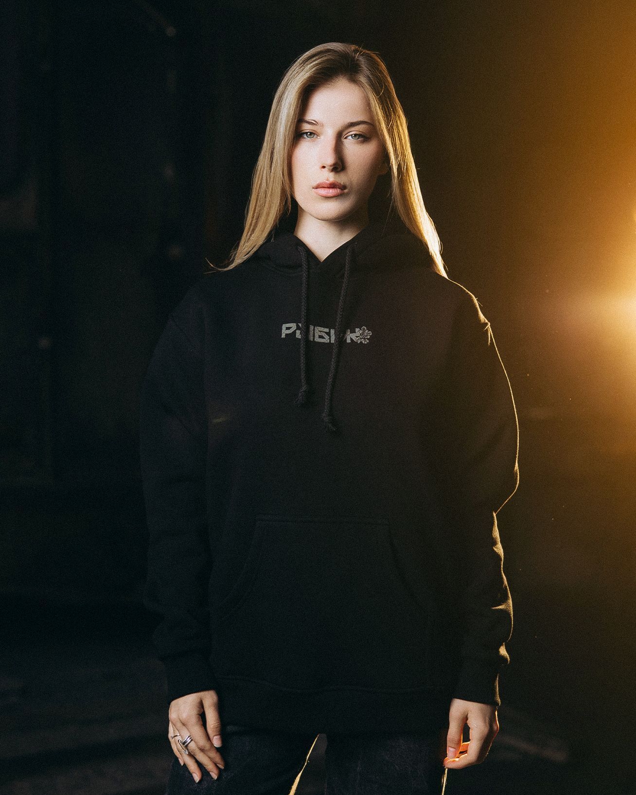Жіноче фірмове тепле худі "РУБІЖ" S/M hoodie_sword фото